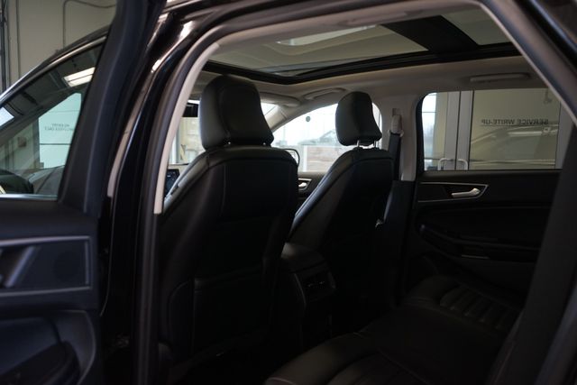 Thumbnail: 2022 Ford Edge - 29