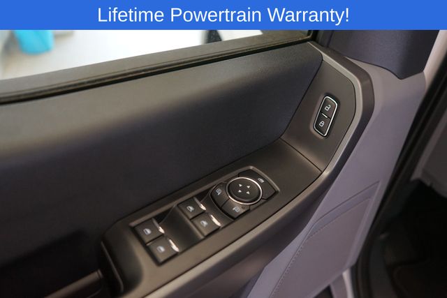 Thumbnail: 2025 Ford F-350 - 21