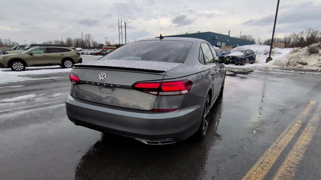 Thumbnail: 2021 Volkswagen Passat - 9