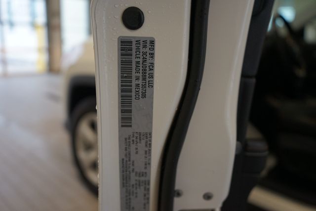 Thumbnail: 2021 Jeep Compass - 19
