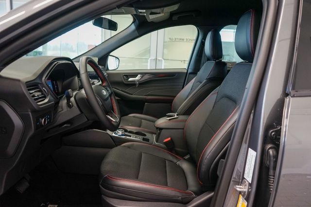 Thumbnail: 2025 Ford Escape - 13