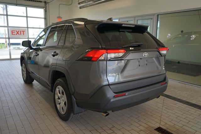 Thumbnail: 2020 Toyota RAV4 - 10