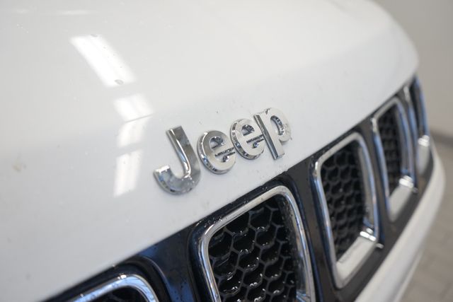 Thumbnail: 2018 Jeep Compass - 19