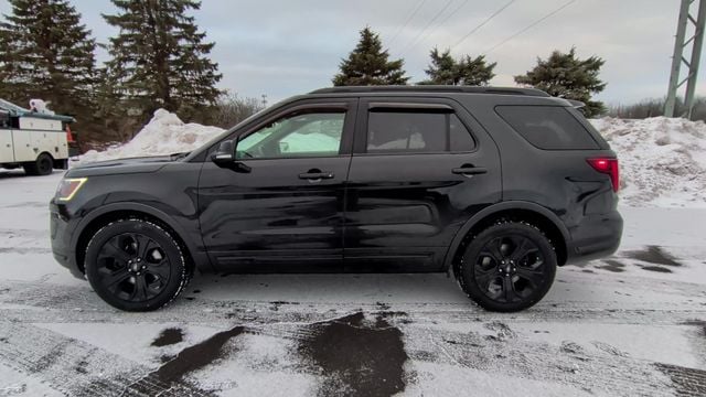 Thumbnail: 2019 Ford Explorer - 6