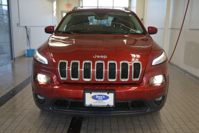 Thumbnail: 2014 Jeep Cherokee - 17