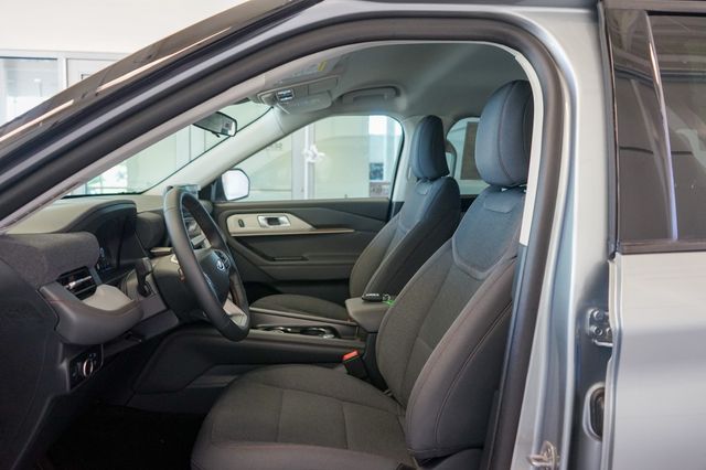 Thumbnail: 2025 Ford Explorer - 21