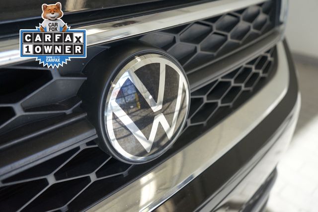 Thumbnail: 2023 Volkswagen Taos - 17