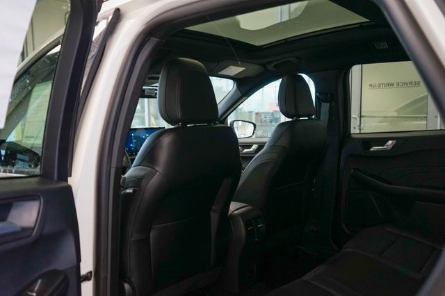 Thumbnail: 2025 Ford Escape - 23