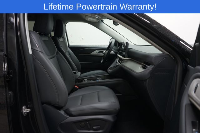 Thumbnail: 2025 Ford Explorer - 23