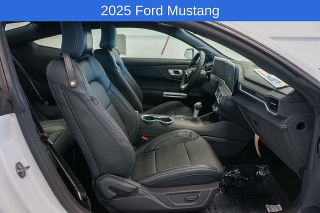 Thumbnail: 2025 Ford Mustang - 23