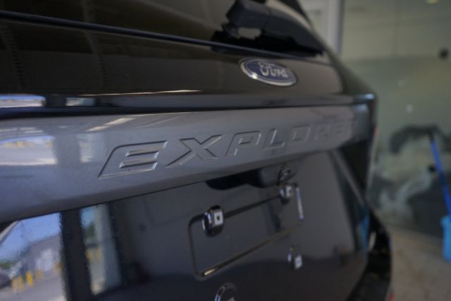 Thumbnail: 2022 Ford Explorer - 12