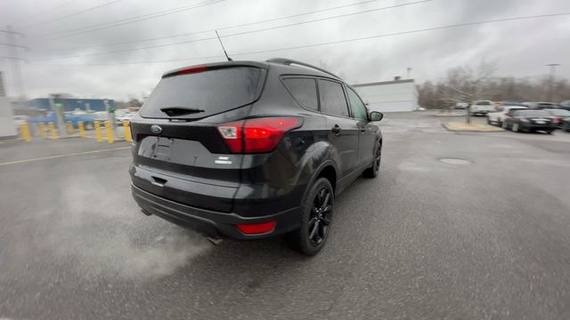 Thumbnail: 2019 Ford Escape - 9