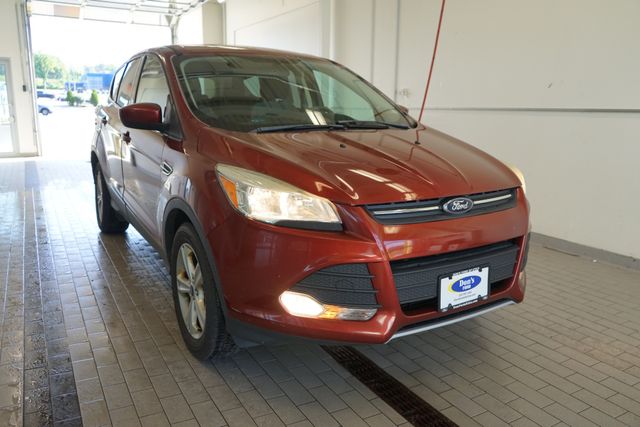 Thumbnail: 2015 Ford Escape - 16