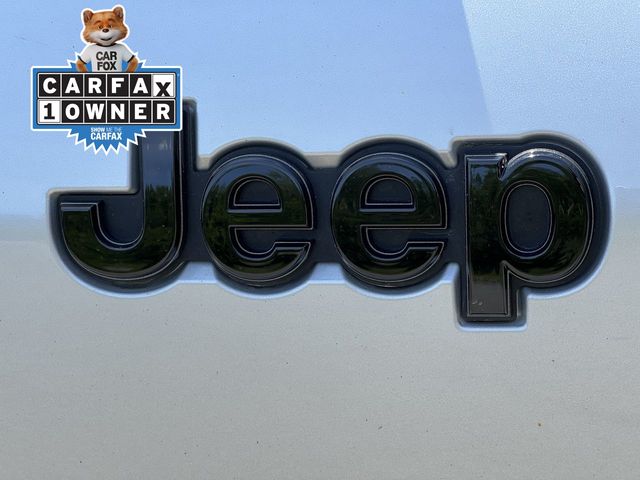 Thumbnail: 2023 Jeep Grand Cherokee L - 19