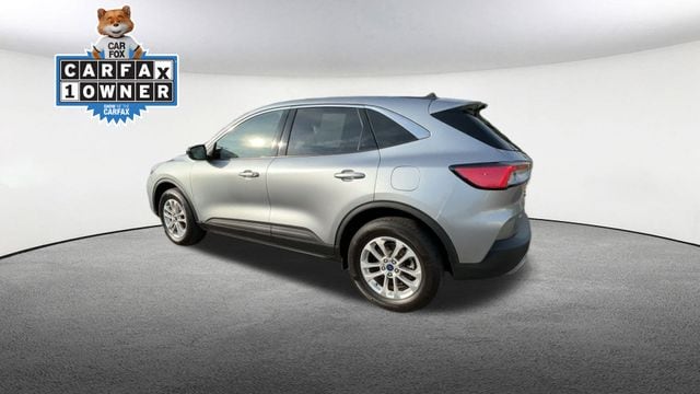 Thumbnail: 2022 Ford Escape - 7