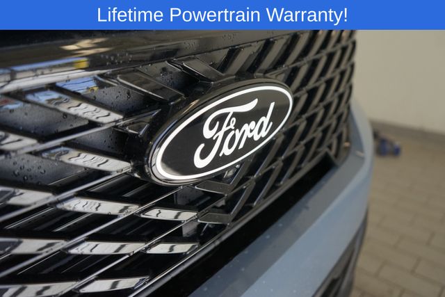 Thumbnail: 2025 Ford Maverick - 18