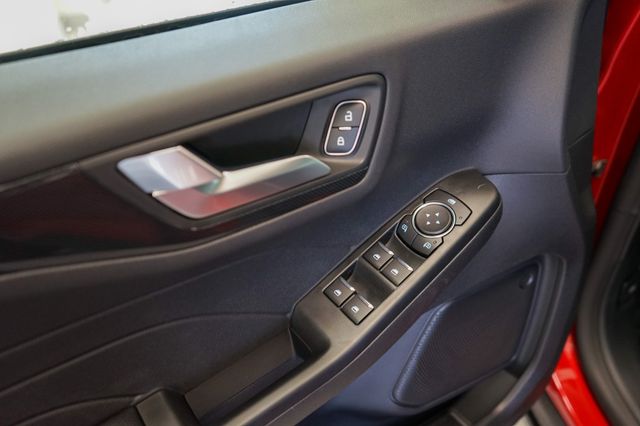Thumbnail: 2025 Ford Escape - 19
