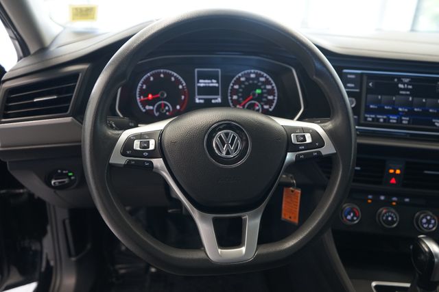 Thumbnail: 2021 Volkswagen Jetta - 21