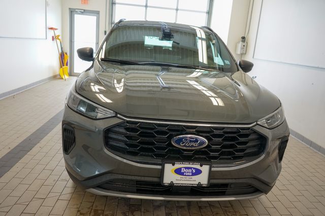 Thumbnail: 2025 Ford Escape - 10