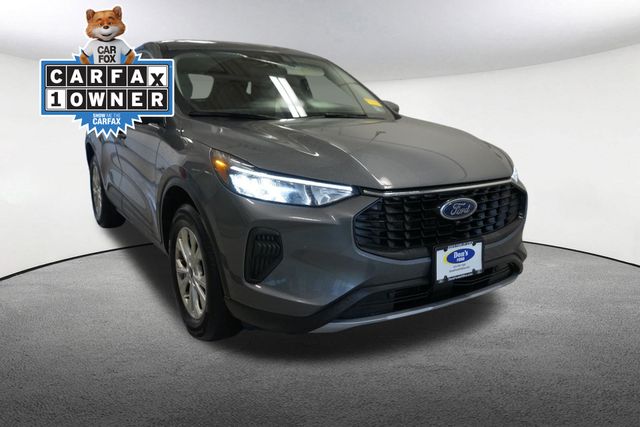 Thumbnail: 2023 Ford Escape - 17