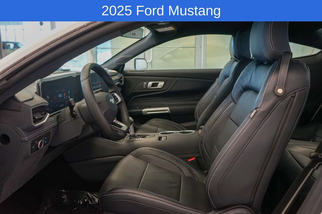 Thumbnail: 2025 Ford Mustang - 12