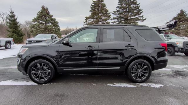 Thumbnail: 2017 Ford Explorer - 6