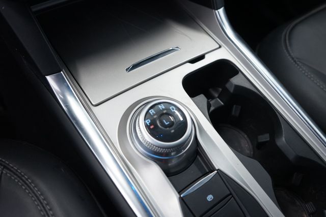 Thumbnail: 2023 Ford Explorer - 26