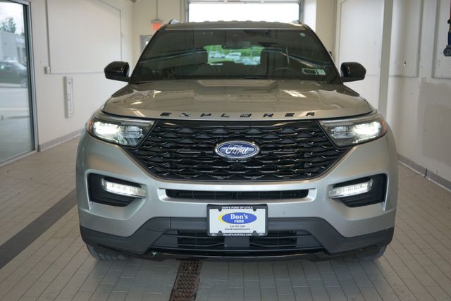 Thumbnail: 2022 Ford Explorer - 17