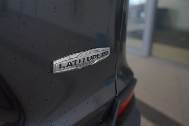 Thumbnail: 2021 Jeep Cherokee - 13