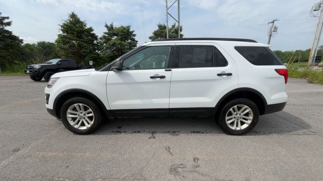 Thumbnail: 2017 Ford Explorer - 6