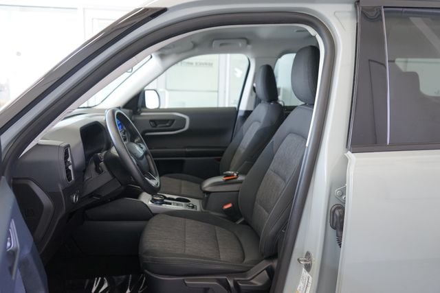 Thumbnail: 2021 Ford Bronco Sport - 21