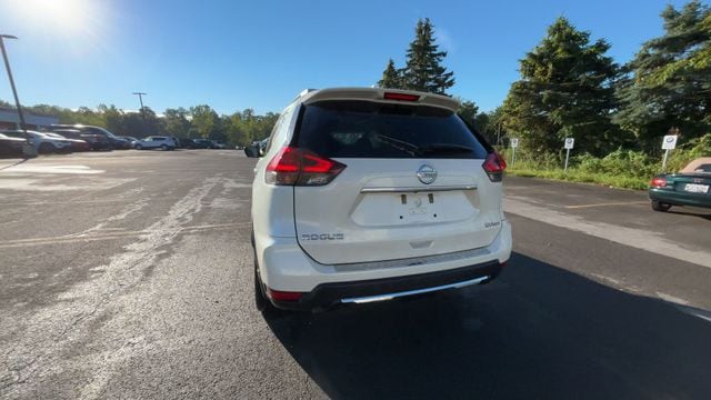 Thumbnail: 2018 Nissan Rogue - 8