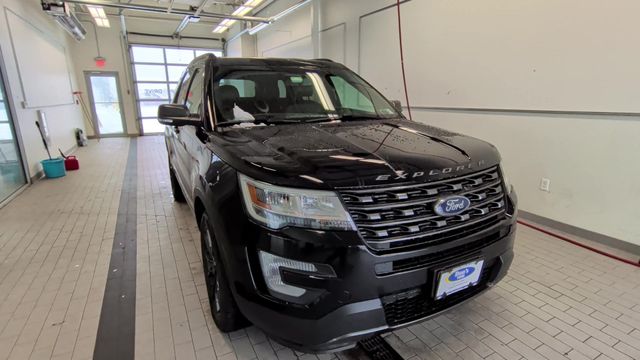 Thumbnail: 2017 Ford Explorer - 9