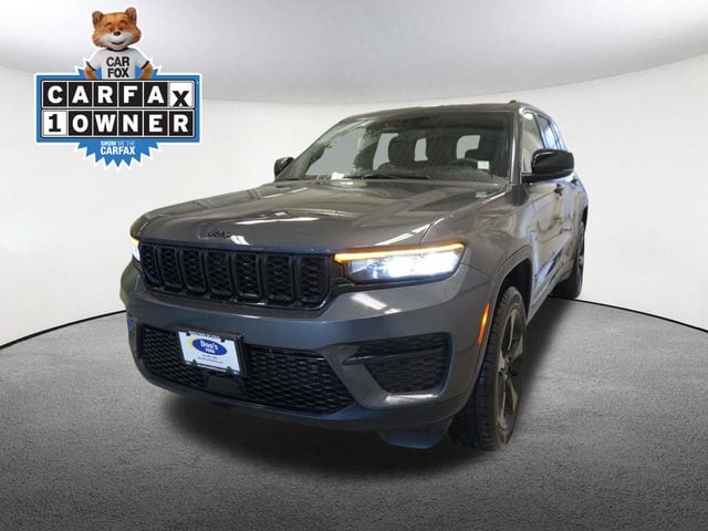 Thumbnail: 2023 Jeep Grand Cherokee - 1
