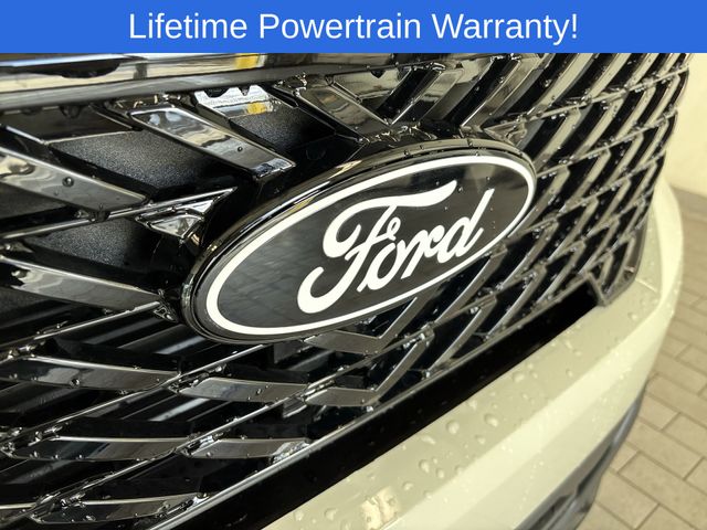 Thumbnail: 2025 Ford Maverick - 23