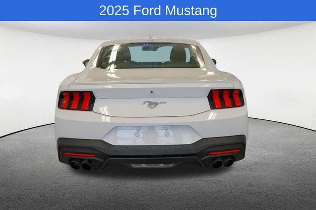 Thumbnail: 2025 Ford Mustang - 3