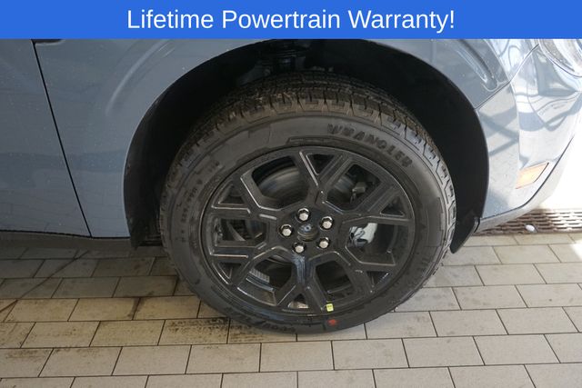 Thumbnail: 2025 Ford Maverick - 15