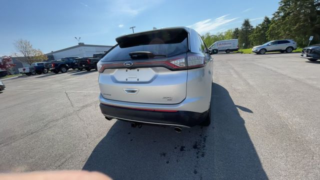 Thumbnail: 2017 Ford Edge - 9