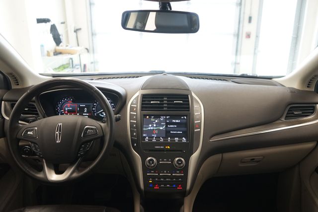 Thumbnail: 2019 Lincoln MKC - 29