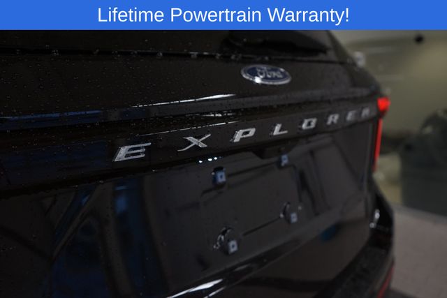 Thumbnail: 2025 Ford Explorer - 5