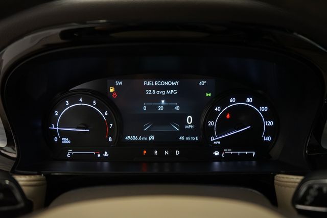 Thumbnail: 2022 Lincoln Corsair - 23