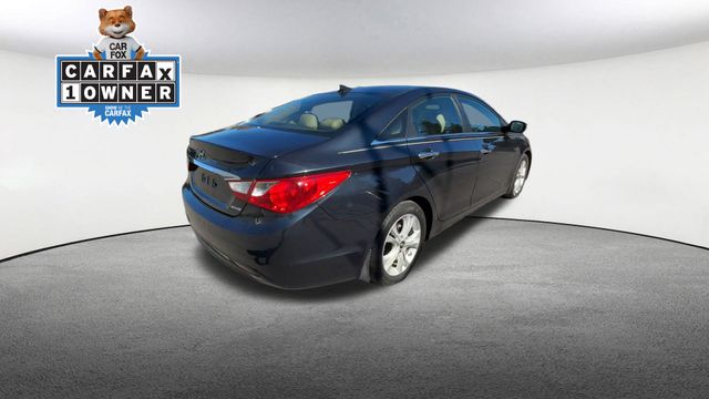 Thumbnail: 2013 Hyundai Sonata - 9