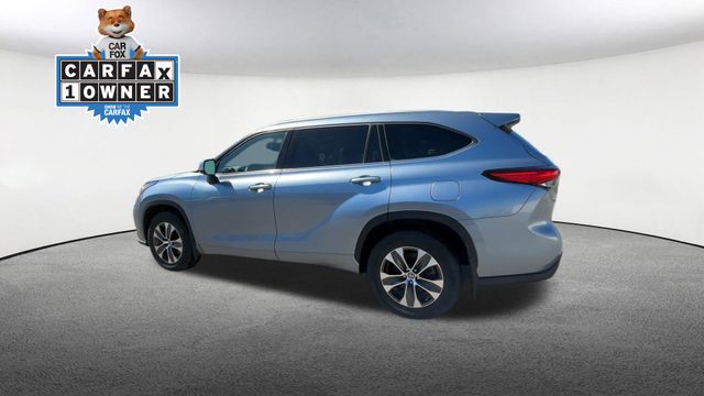 Thumbnail: 2022 Toyota Highlander - 6