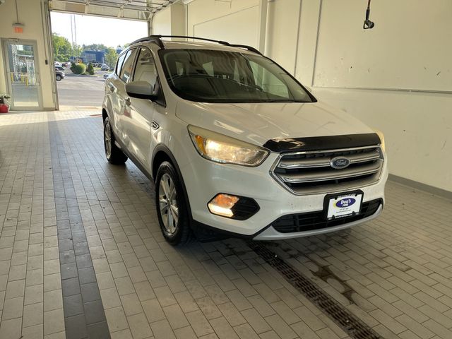 Thumbnail: 2017 Ford Escape - 15