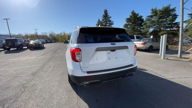 Thumbnail: 2021 Ford Explorer - 8