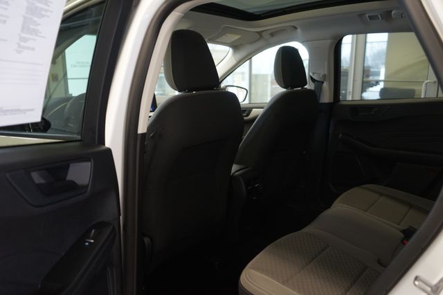 Thumbnail: 2022 Ford Escape - 28