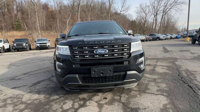 Thumbnail: 2017 Ford Explorer - 3