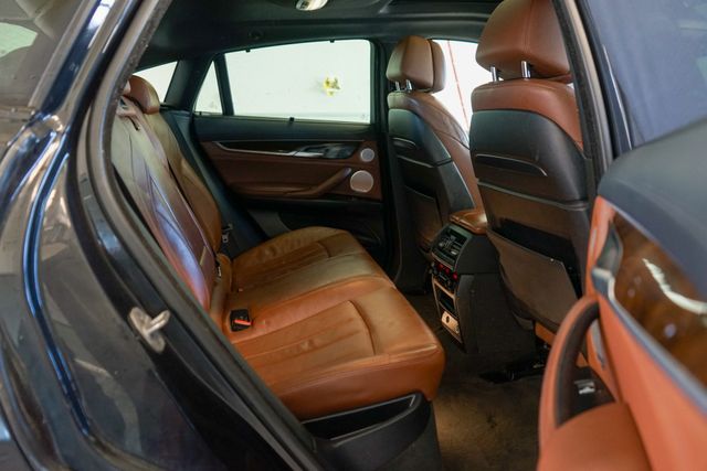 Thumbnail: 2015 BMW X6 - 23