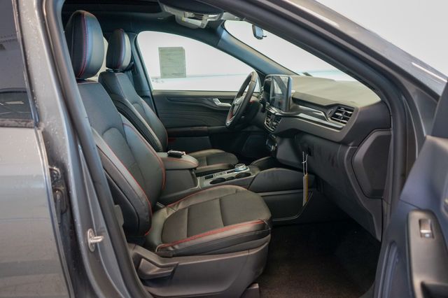 Thumbnail: 2025 Ford Escape - 28