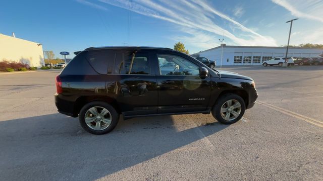 Thumbnail: 2015 Jeep Compass - 10